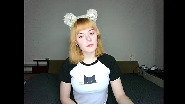 Little fox404 online show from 15, 2, 2026