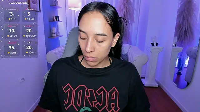 saori katsumi  online show from 14, 4, 2026