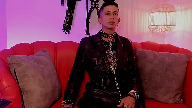 Maximoking26 online show from 7, 4, 2026