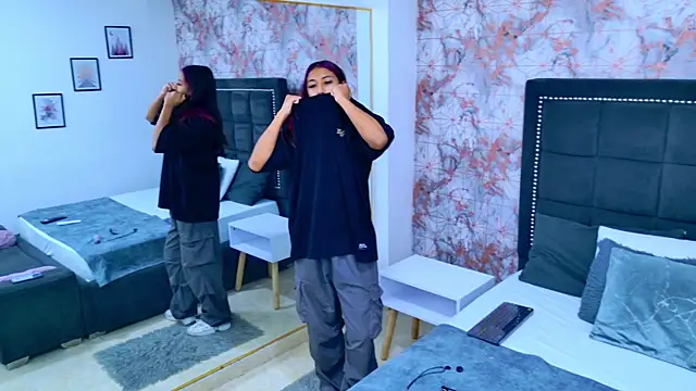 Snapshot of Raven_Gloomy chatting on 2, 3, 2026 Raven Gloomy online show from 2, 3, 2026