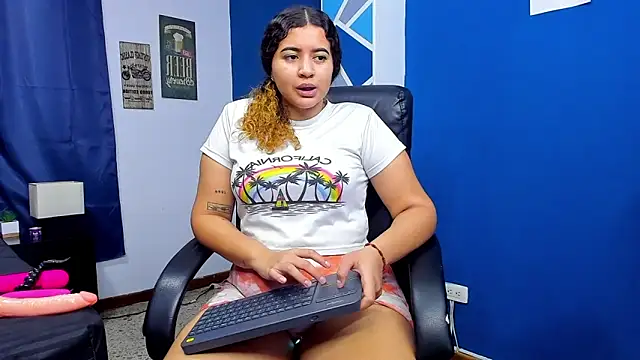 goodgirlxxl online show from 25, 3, 2026