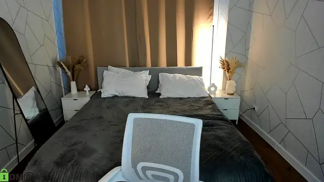 luna c0ra online show from 5, 3, 2026