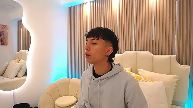 Aiden Rivers  online show from 18, 3, 2026