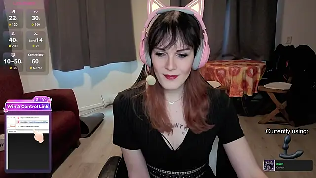 Snapshot of Samanteased chatting on 4, 7, 2026 Samanteased online show from 4, 7, 2026