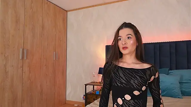 LucyDeLuca online show from 29, 3, 2026