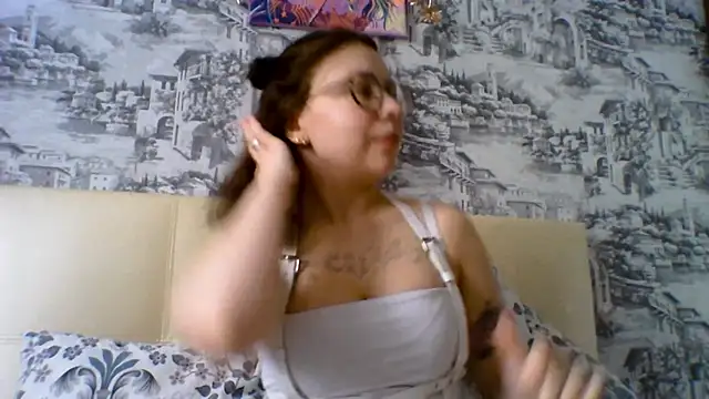 Snapshot of AwryNeon chatting on 27, 2, 2026 AwryNeon online show from 27, 2, 2026