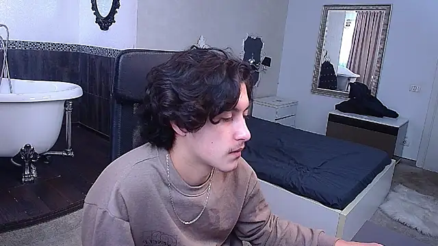 GriffinDane online show from 27, 2, 2026