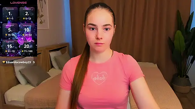 Snapshot of Maddy_Wood_ chatting on 24, 2, 2026 Maddy Wood online show from 24, 2, 2026