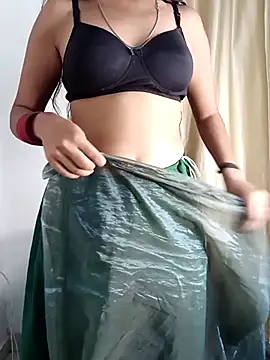 Cutie babes01 online show from 5, 4, 2026