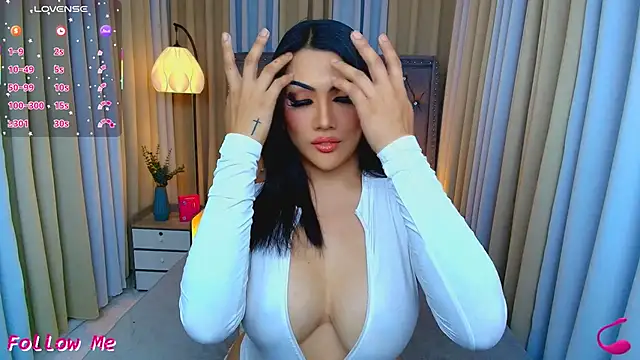 Laureen Hilton online show from 13, 4, 2026