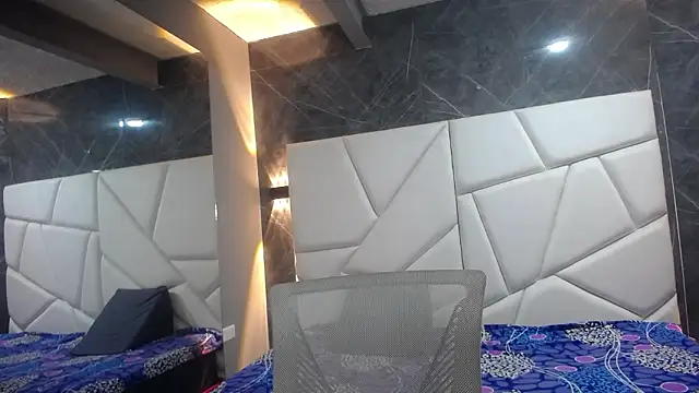 violet angel13 online show from 16, 3, 2026