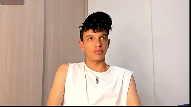 Snapshot of Maxfrost1 chatting on 22, 2, 2026 Maxfrost1 online show from 22, 2, 2026