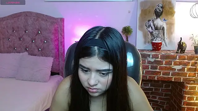Snapshot of mila_quin chatting on 21, 4, 2026 mila quin online show from 21, 4, 2026