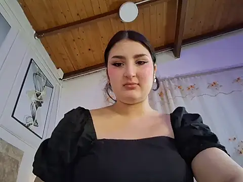 Snapshot of zoe_moon__ chatting on 13, 6, 2026 zoe moon online show from 13, 6, 2026