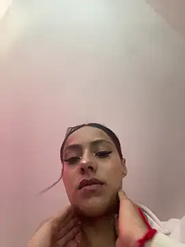 Emily-Fire online show from 17, 4, 2026