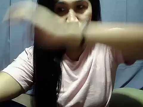 Snapshot of Sh1nbae22 chatting on 19, 6, 2026 Sh1nbae22 online show from 19, 6, 2026