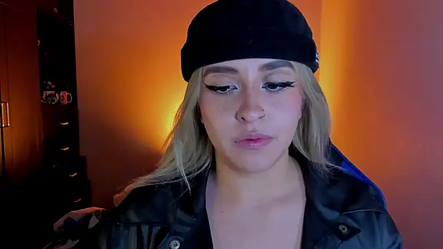 saradiazxxx online show from 28, 3, 2026