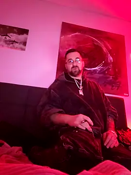 LargeLith online show from 25, 2, 2026