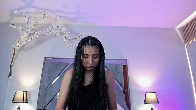 Snapshot of cloe_taylor__25 chatting on 3, 3, 2026 cloe taylor 25 online show from 3, 3, 2026