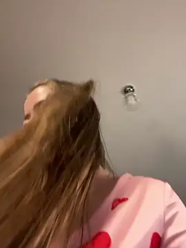 Snapshot of clarabarness15 chatting on 28, 2, 2026 clarabarness15 online show from 28, 2, 2026