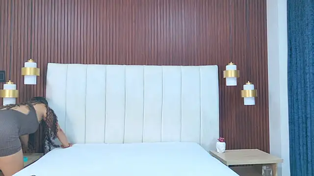 Lorenn Sweet online show from 14, 4, 2026