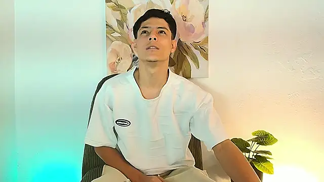 Snapshot of Eliassalvatore_ chatting on 22, 5, 2026 Eliassalvatore online show from 22, 5, 2026