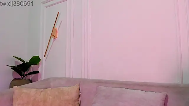 DulceQueen1 online show from 7, 4, 2026