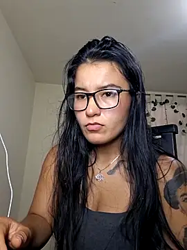 Miiia a online show from 5, 3, 2026