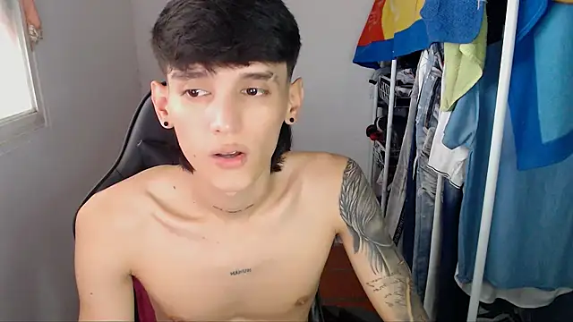 Snapshot of BOY-767 chatting on 19, 2, 2026 BOY-767 online show from 19, 2, 2026