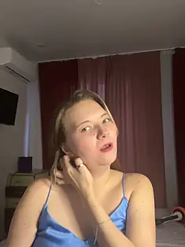 DistrictGirl online show from 24, 3, 2026