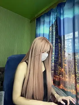 SophieBlackwood online show from 18, 4, 2026