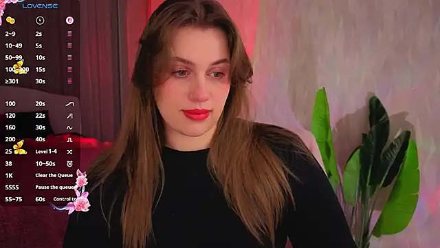 Milana Monroe online show from 18, 4, 2026