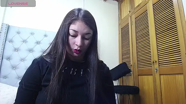 skarlett  36 online show from 23, 3, 2026