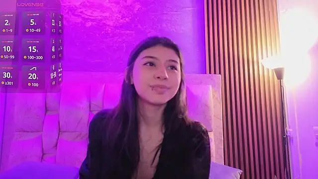 chloe bluee  online show from 19, 3, 2026