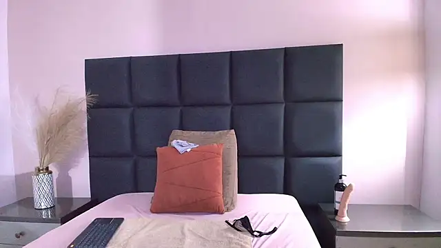 KatrionaNyx online show from 15, 5, 2026