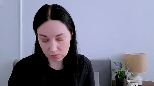 MiaFair online show from 4, 4, 2026