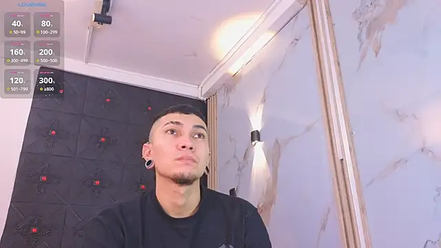 Logan and Reachel online show from 29, 3, 2026