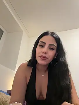 Sophie-Keller online show from 28, 2, 2026