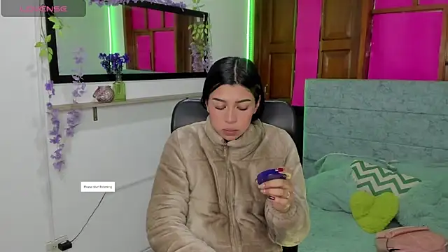 Aysha winxs online show from 1, 4, 2026