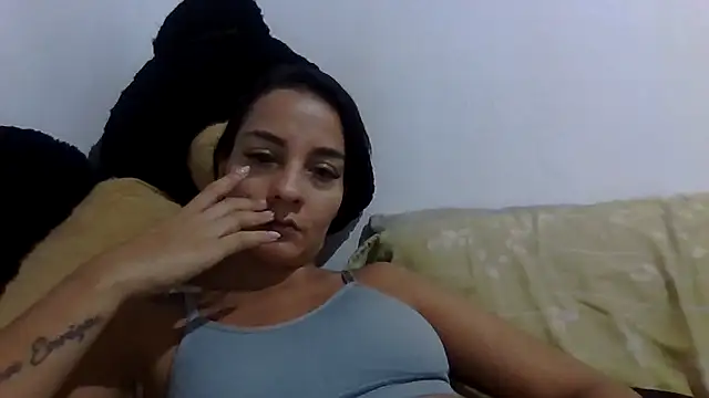 yesica2507 online show from 15, 6, 2026