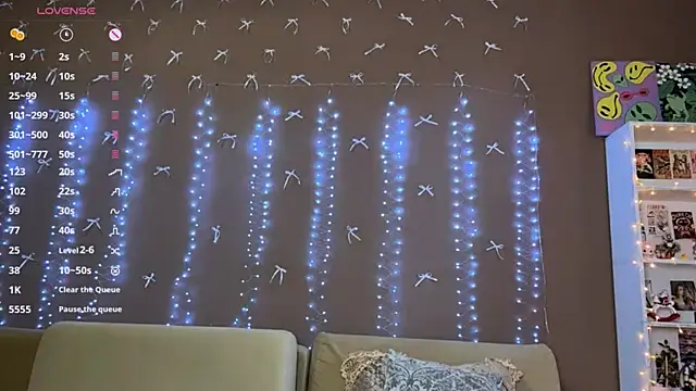 SoraCat online show from 13, 3, 2026