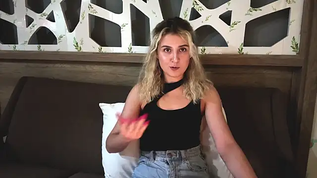 ConcepcionPang online show from 23, 2, 2026