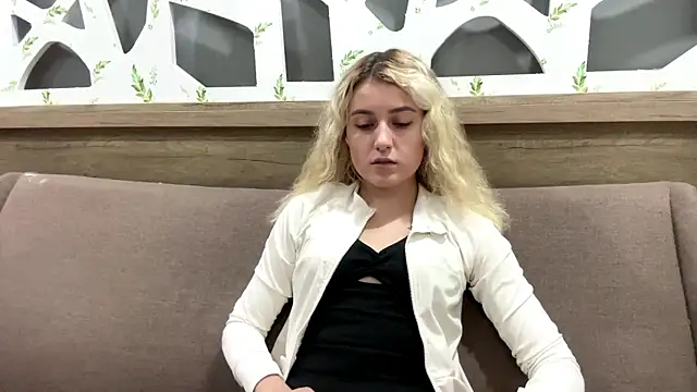 ConcepcionPang online show from 25, 2, 2026