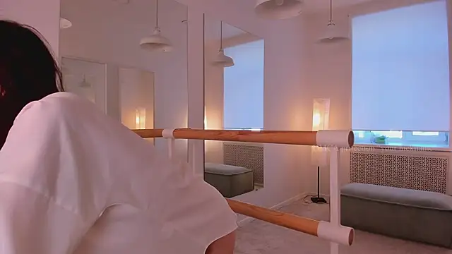 Scarlet Muse  online show from 20, 3, 2026