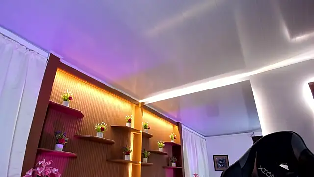 Madisson Edwards online show from 2, 4, 2026