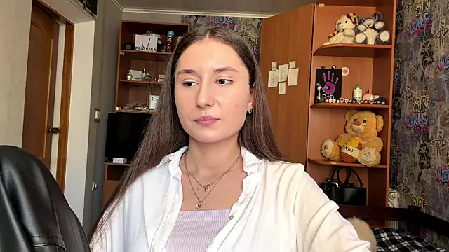 poly princess online show from 13, 4, 2026