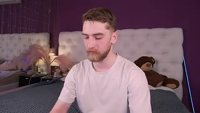 Dexter Raze online show from 9, 4, 2026