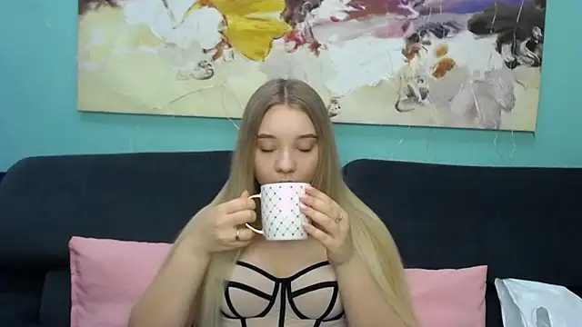 MilanaSiia online show from 6, 3, 2026