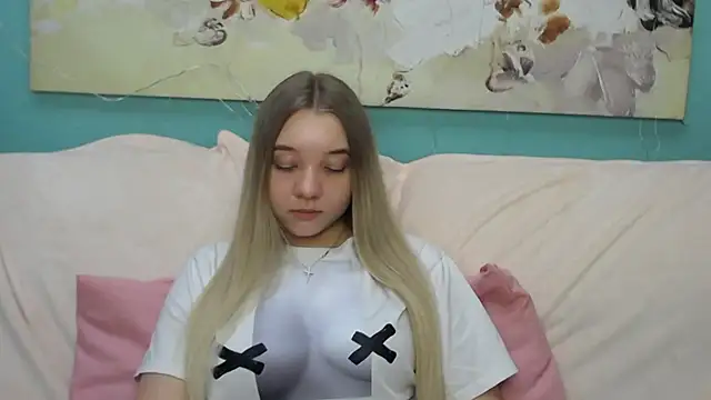 MilanaSiia online show from 5, 4, 2026