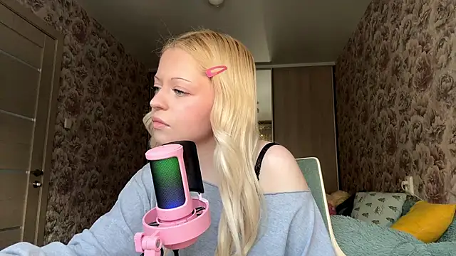 Snapshot of JeneeBIanks chatting on 21, 2, 2026 JeneeBIanks online show from 21, 2, 2026